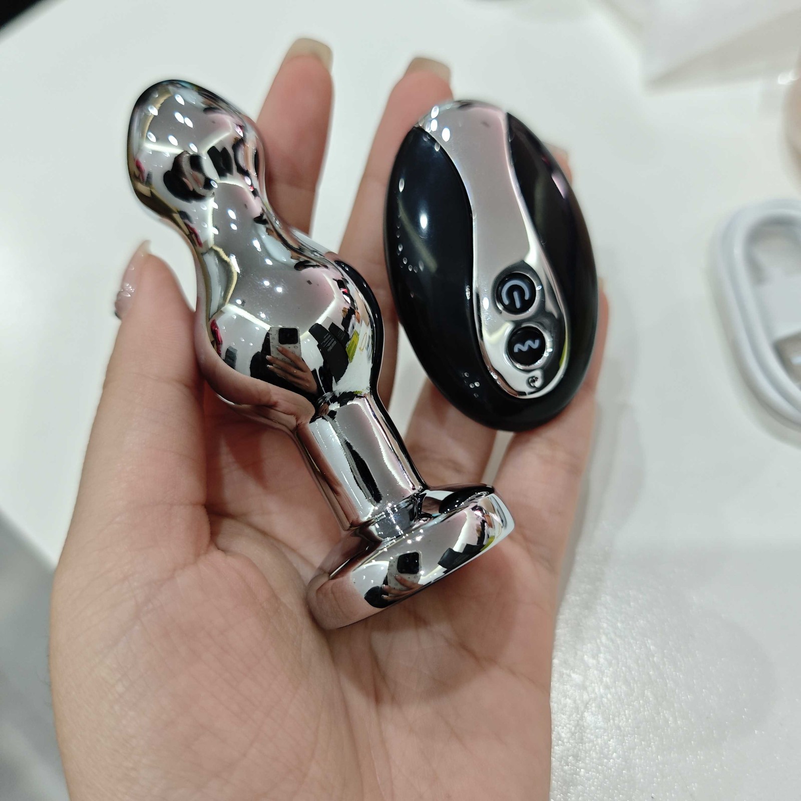 Metal Anal But Plug Vibrating Buttplug G-spot Massager Sex Toys for Men Women