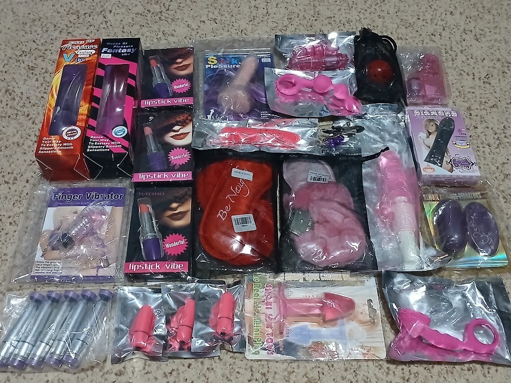 Adult Sex Toys NEW pink purple red LOT vaginal anal vibrator