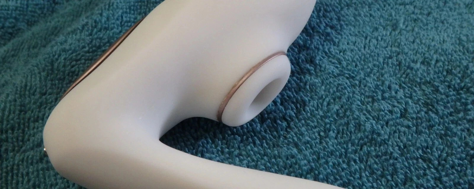 Satisfyer Pro 4 Couples – Wearable Couples Vibrator with Clitoral Suction